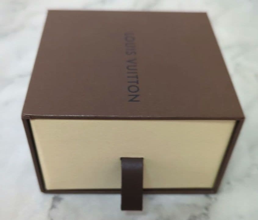 【未使用】ルイ・ヴィトン\"　カフスボタン&専用ケース