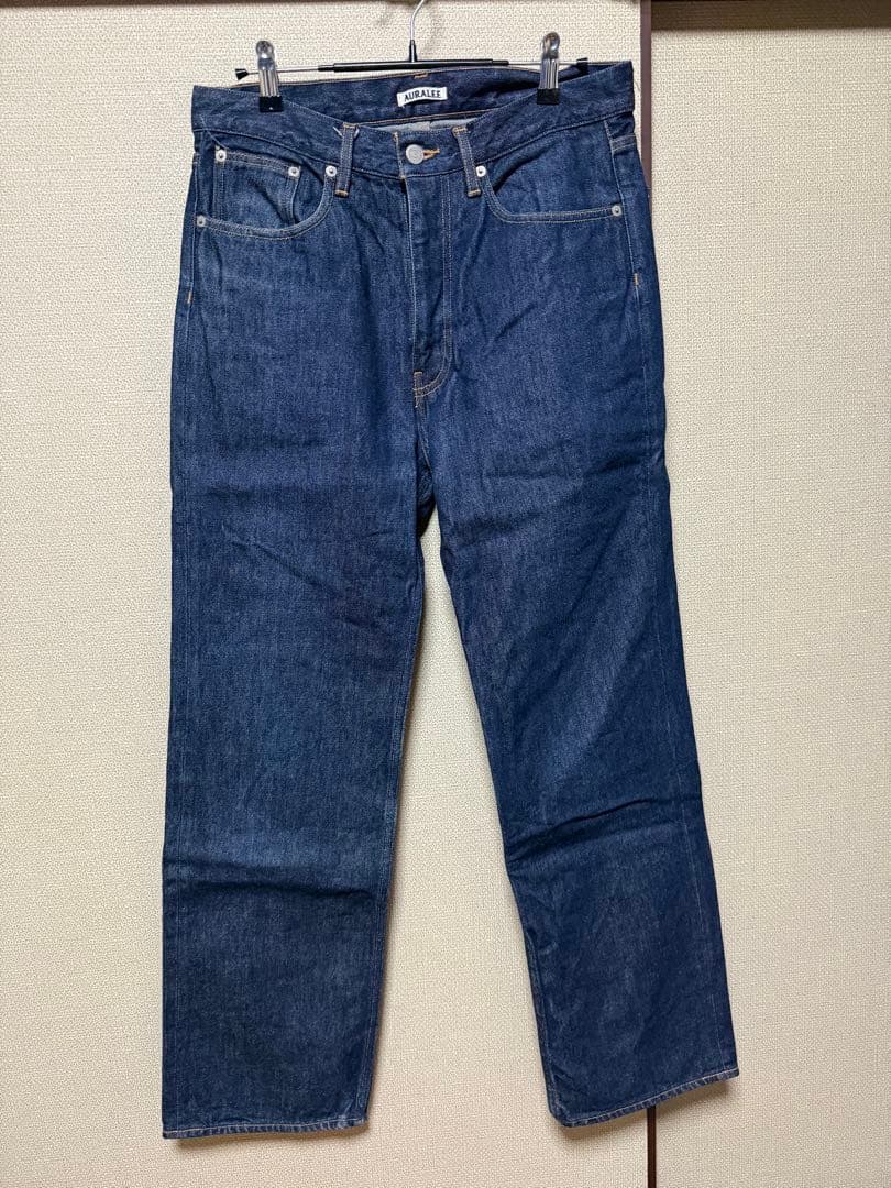 AURALEE デニムパンツ