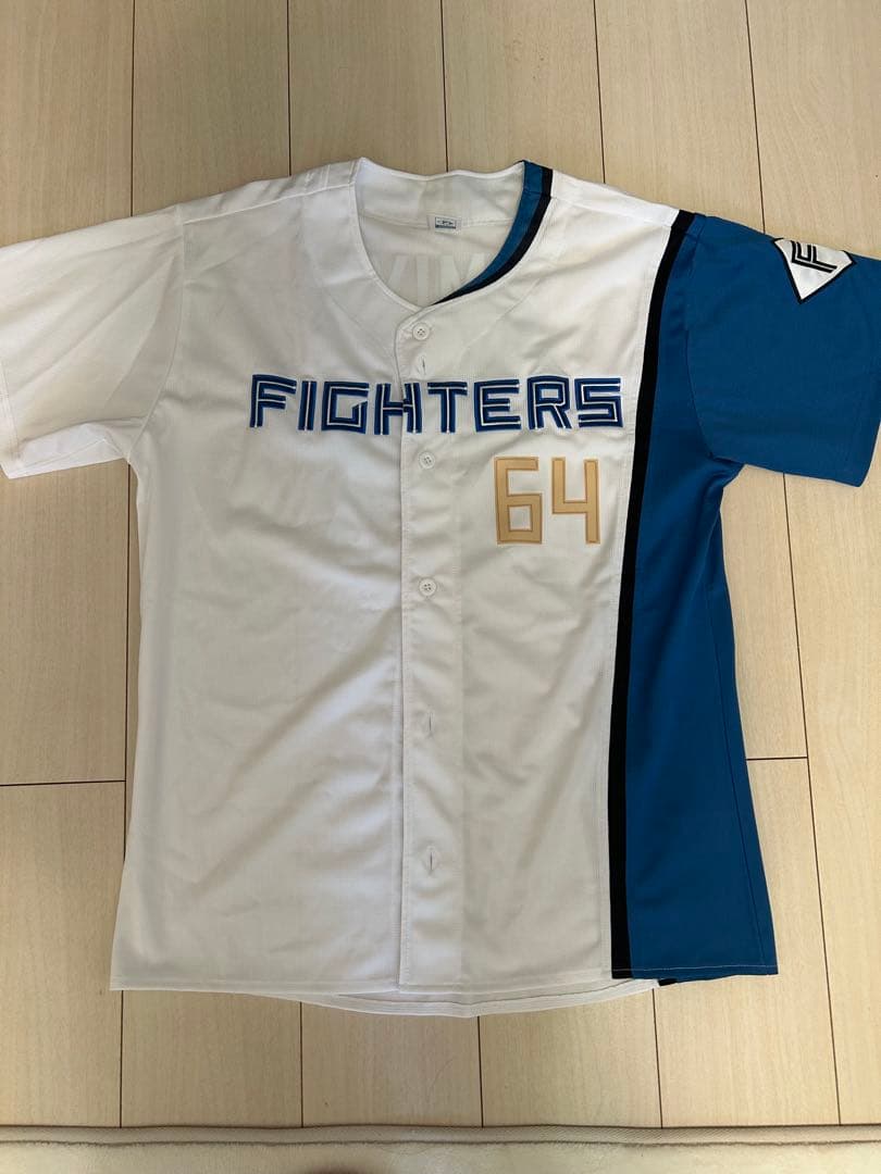 ファイターズ ユニフォーム 田宮 裕涼