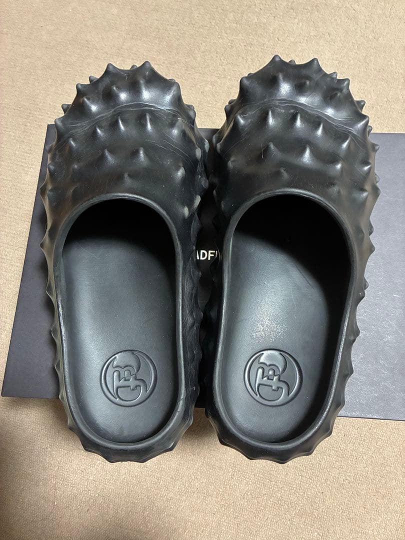 MADFRENZY トゲ付きブラックサンダルフリーサイズ