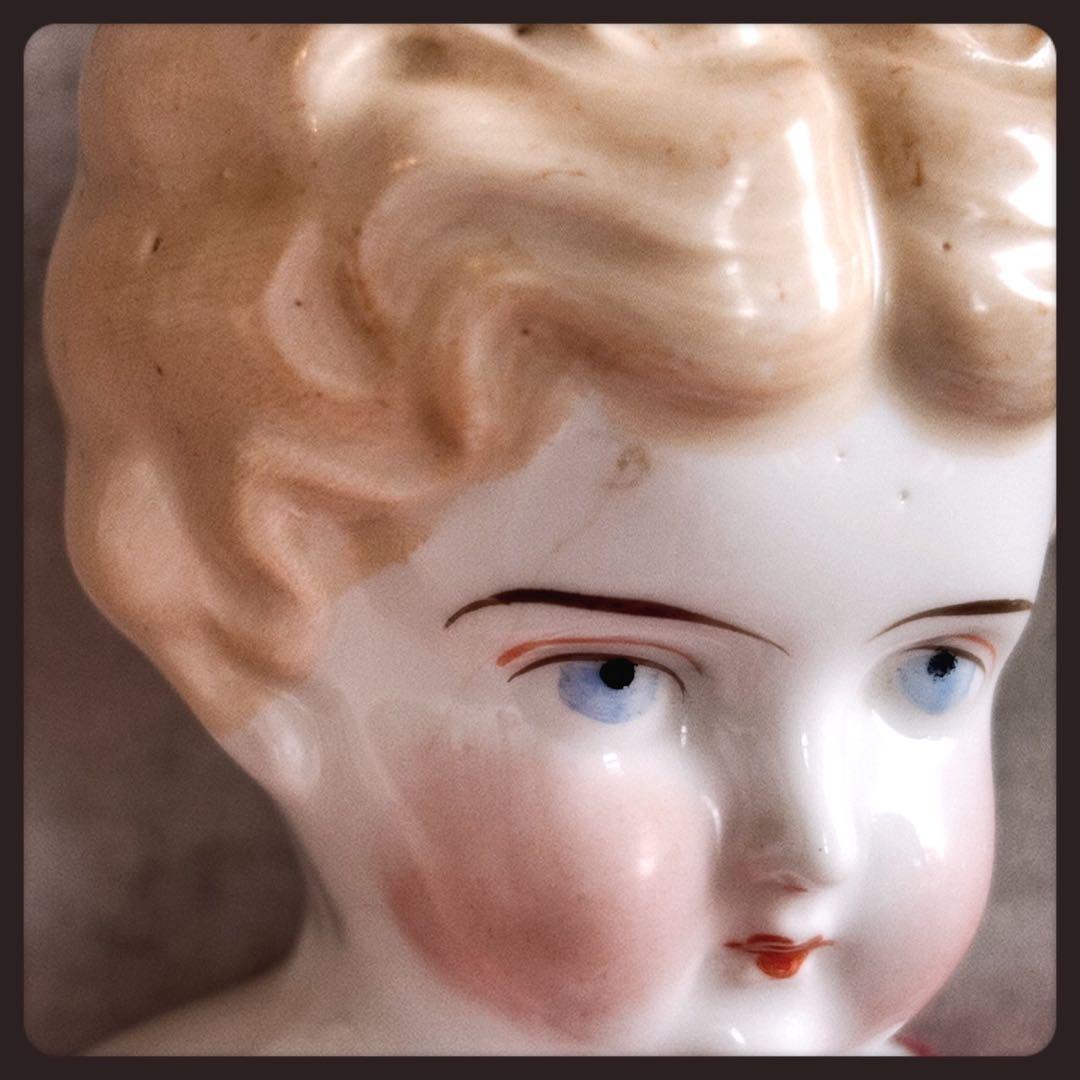 アンティーク　 ブロンド　チャイナヘッドドール ビッグサイズ ビスクドール