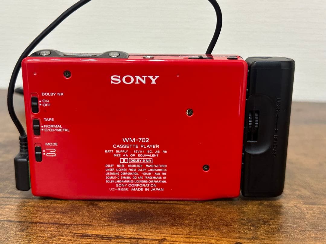 お*か様 SONY WM-702 カセットプレーヤー 動作未確認