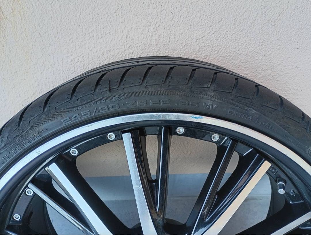 ２２インチホイール