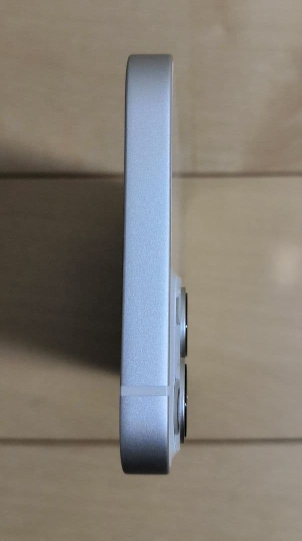 Apple iPhone 13 128GB SIMフリー スターライト  美品