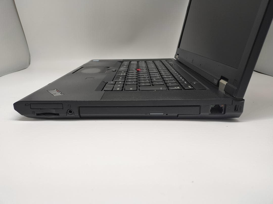 【lenovo】高性能 Core i7/新品SSD256GB ノートPC E12