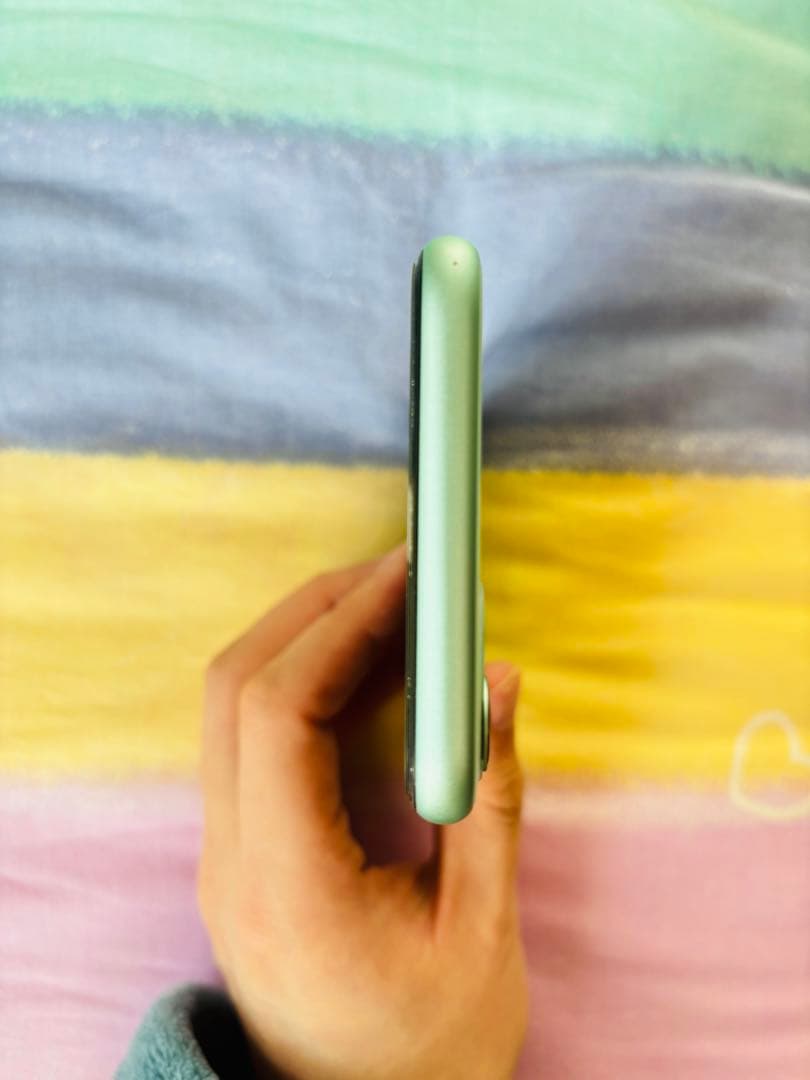 Apple iPhone 11 本体 青 128GB