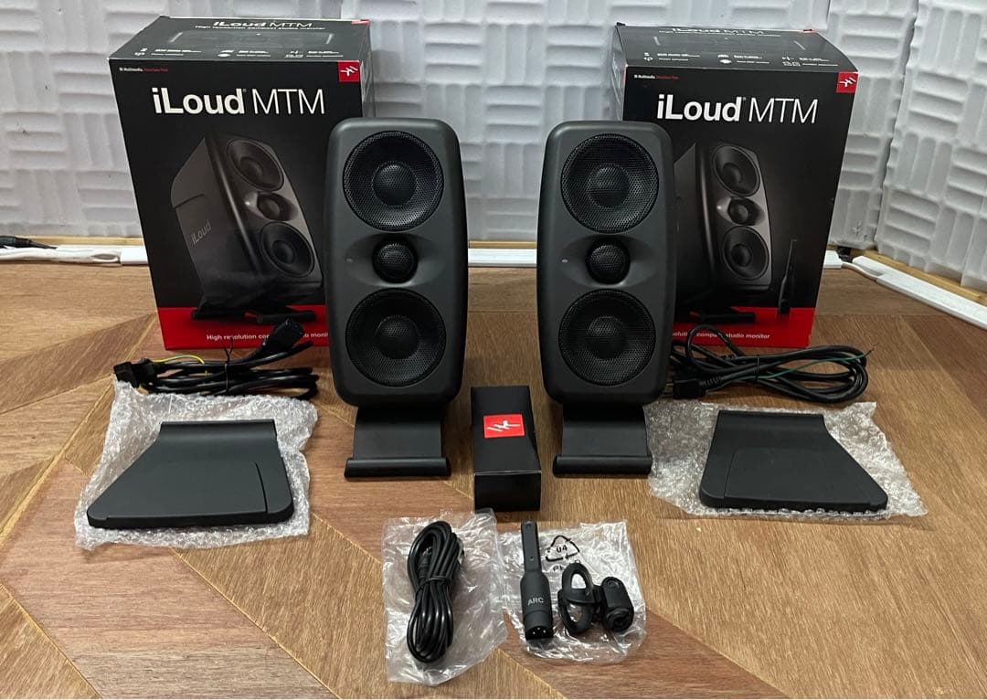 美品IK Multimedia iLoud MTM ARCマイク付き