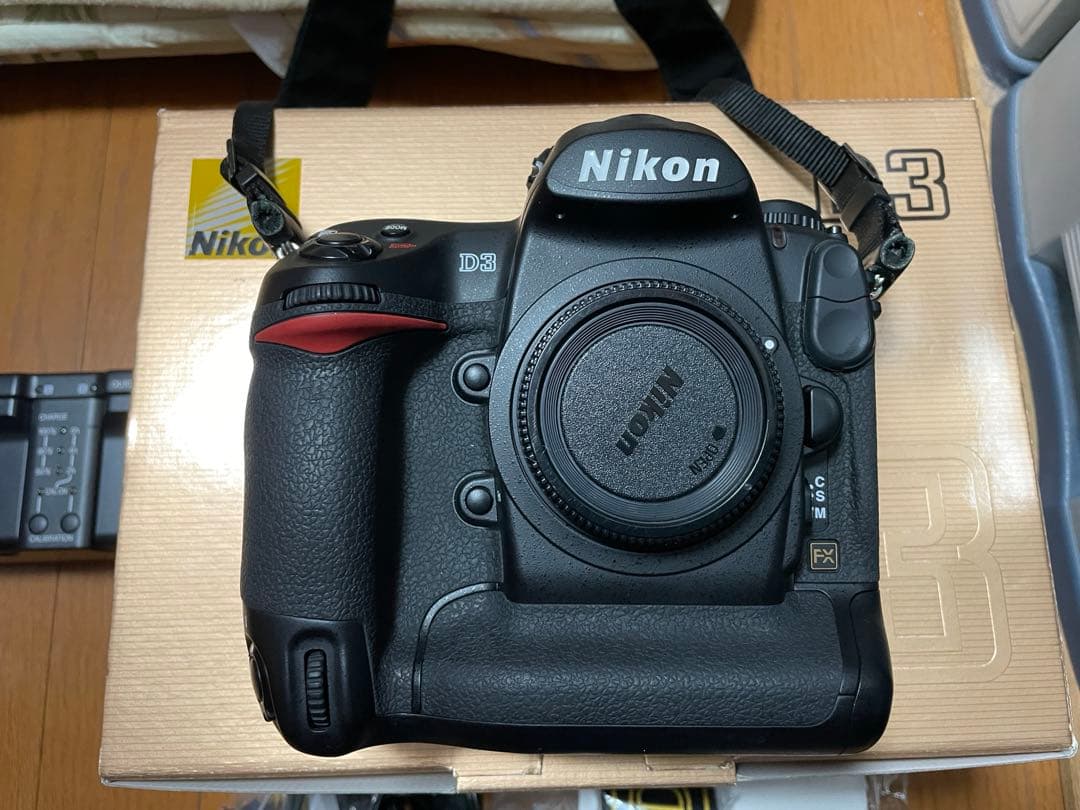 ニコン D3中古 ＋ 純正バッテリー