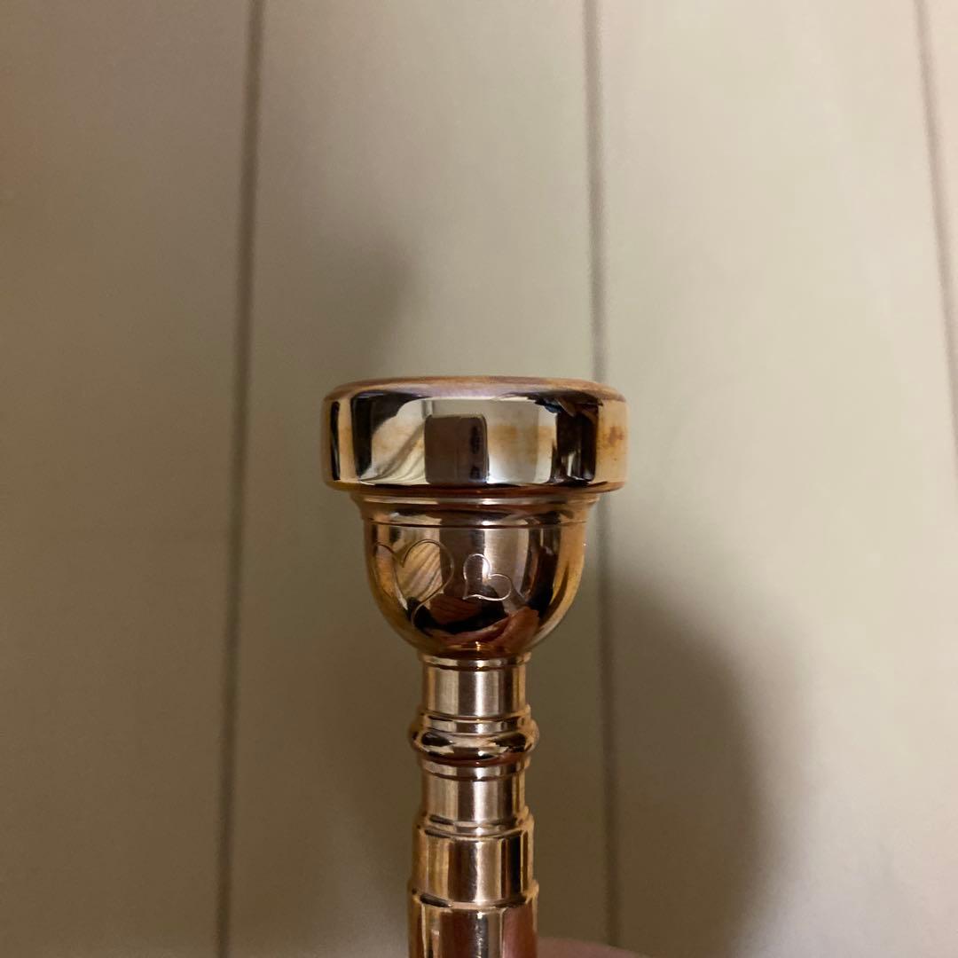 U*e様 【美品】Bach バック　トランペットマウスピース　2-1/2C ピン