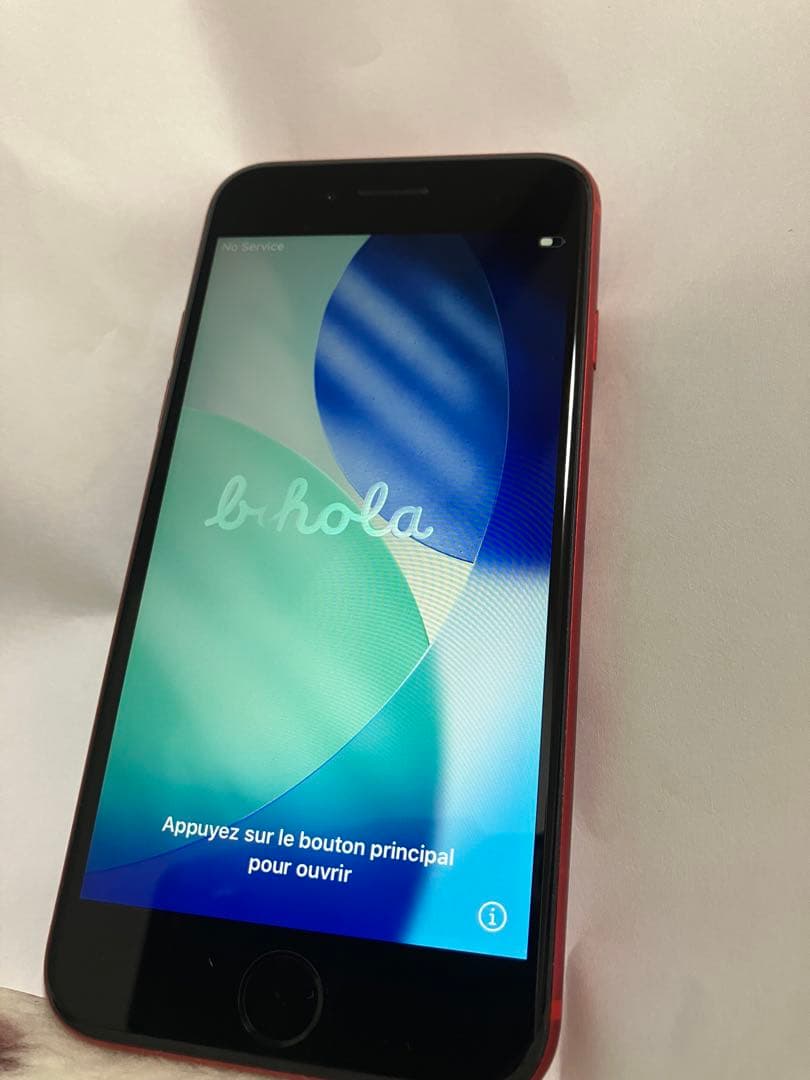 Apple iPhoneSE(第2世代) レッド　本体