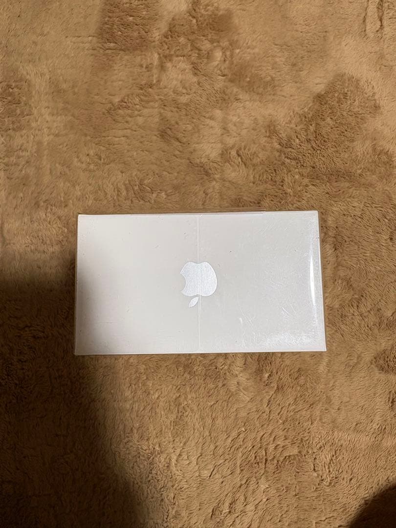 「新品未開封」Iphone 7 32GB シルバーSIMフリー