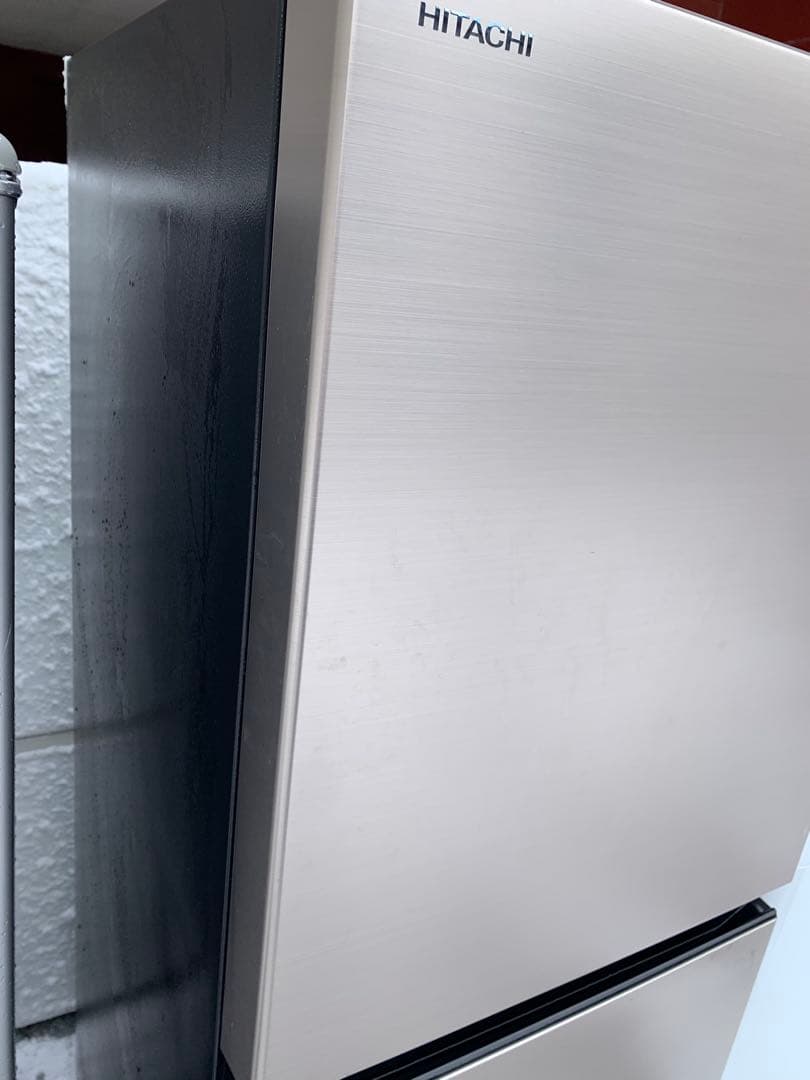 極美品HITACHI 冷蔵庫 R-27TV シルバー 3ドア 2023年製