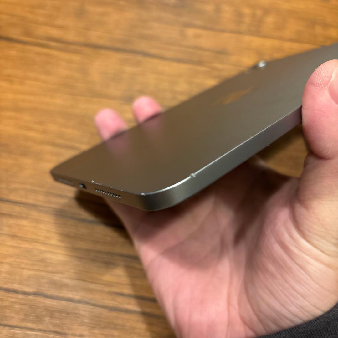 iPad mini 7 (A17Pro) 128GB スペースグレー