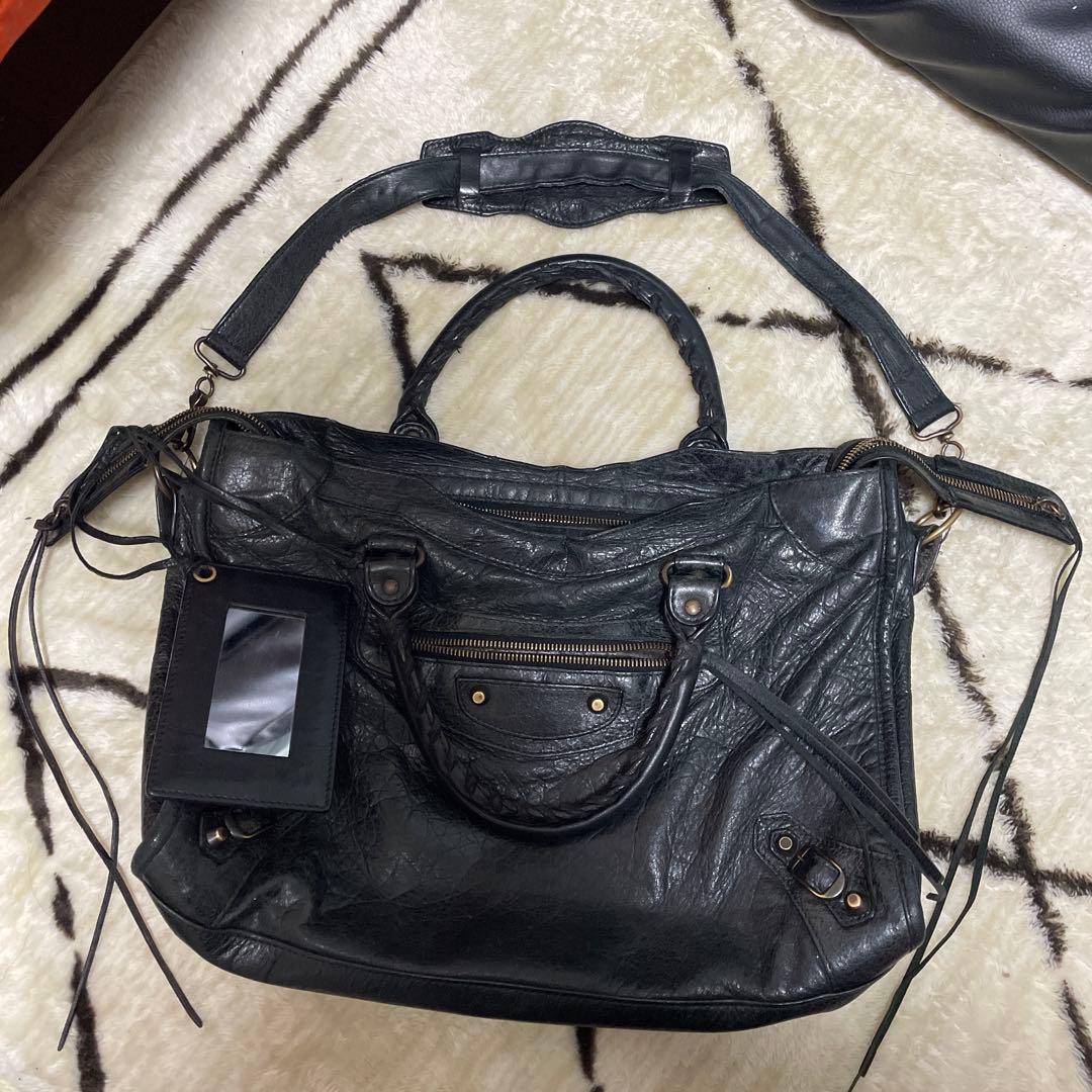 蕎*麦様 正規品　バレンシアガ　ザ・シティ　安心鑑定つけられます