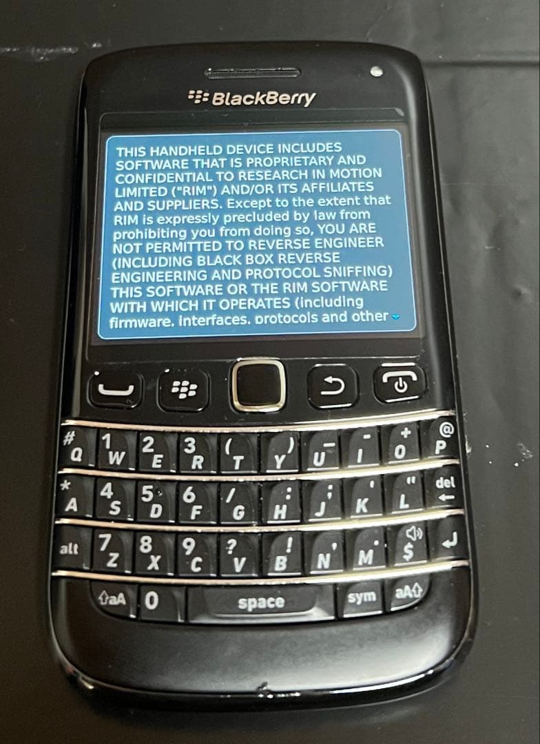 BlackBerry9790 ブラック