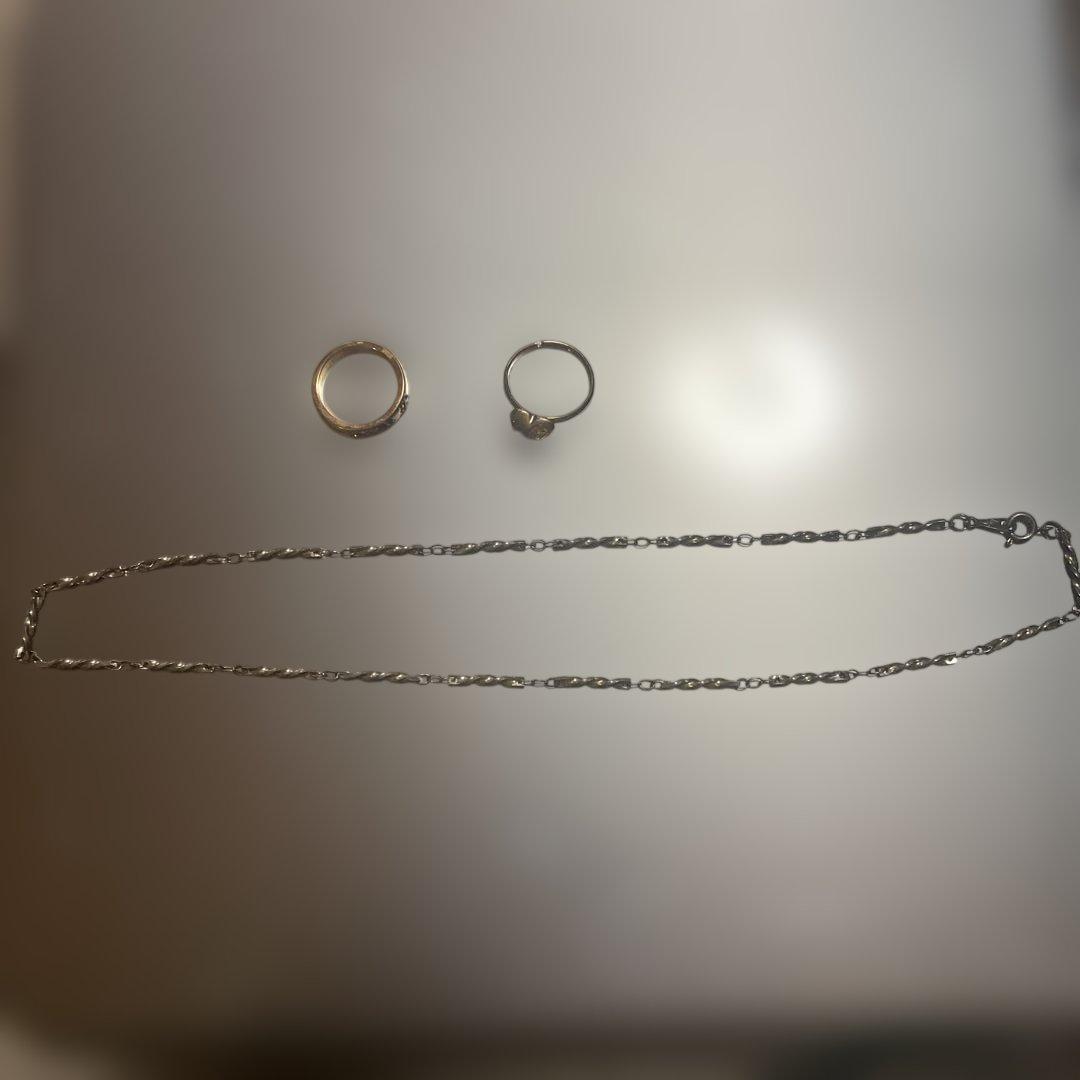 こうや　遺品整理　ネックレス　指輪　刻印あり　ゴールド色