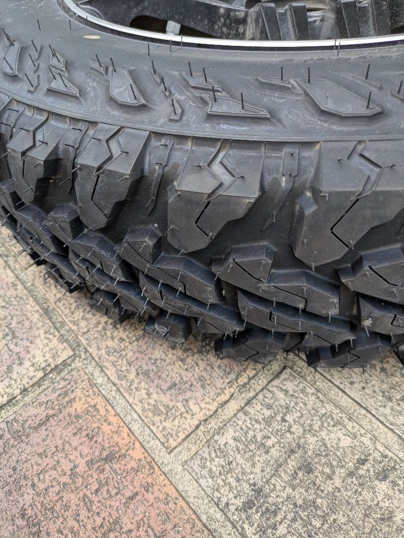 ジムニー　jb64　タイヤ・ホイールセット