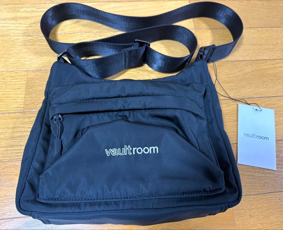 バッグ VAULTROOM HOBO BAG / SMALL / BLACK