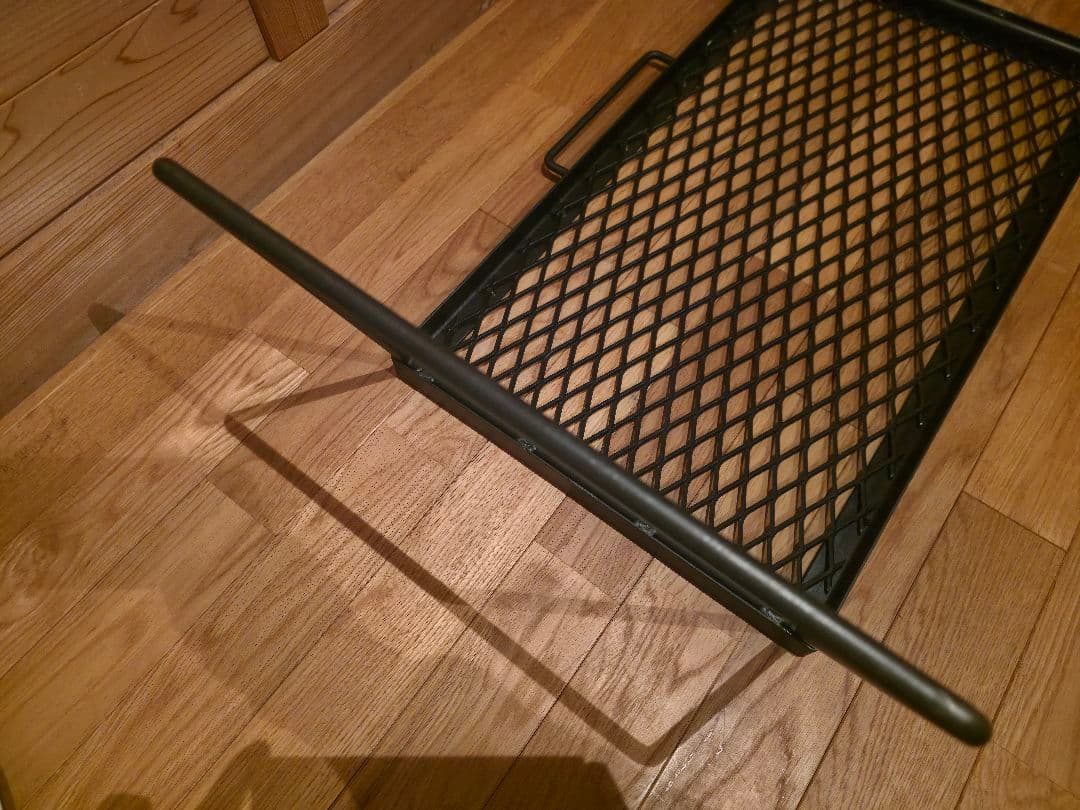 サンゾー工務店 アイアンテーブル