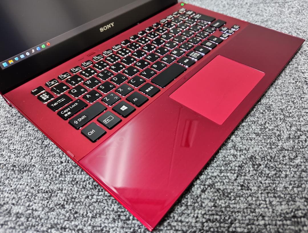 超美品 VAIOPRO11 REDEDITION core i7 m.2SSD