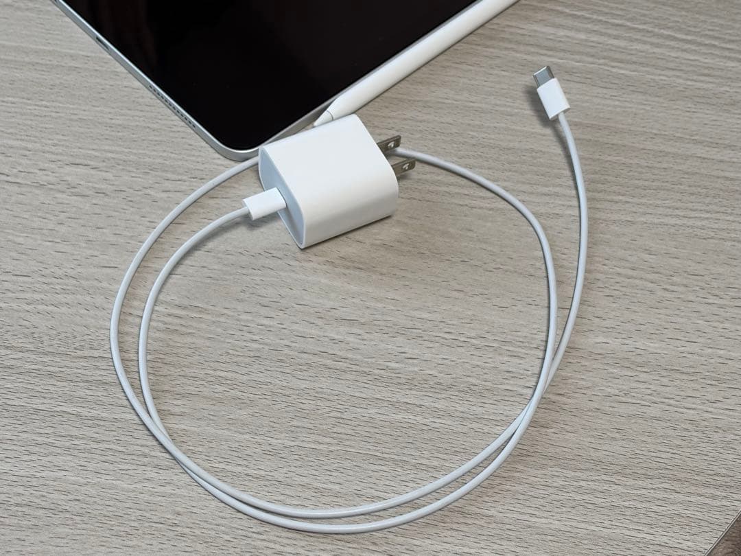 iPadAir第4世代(64G/Wi-Fi)シルバーApple Pencil付き