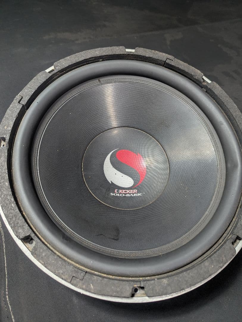 スピーカー・ウーファー KICKER SOLO-BARIC s15c
