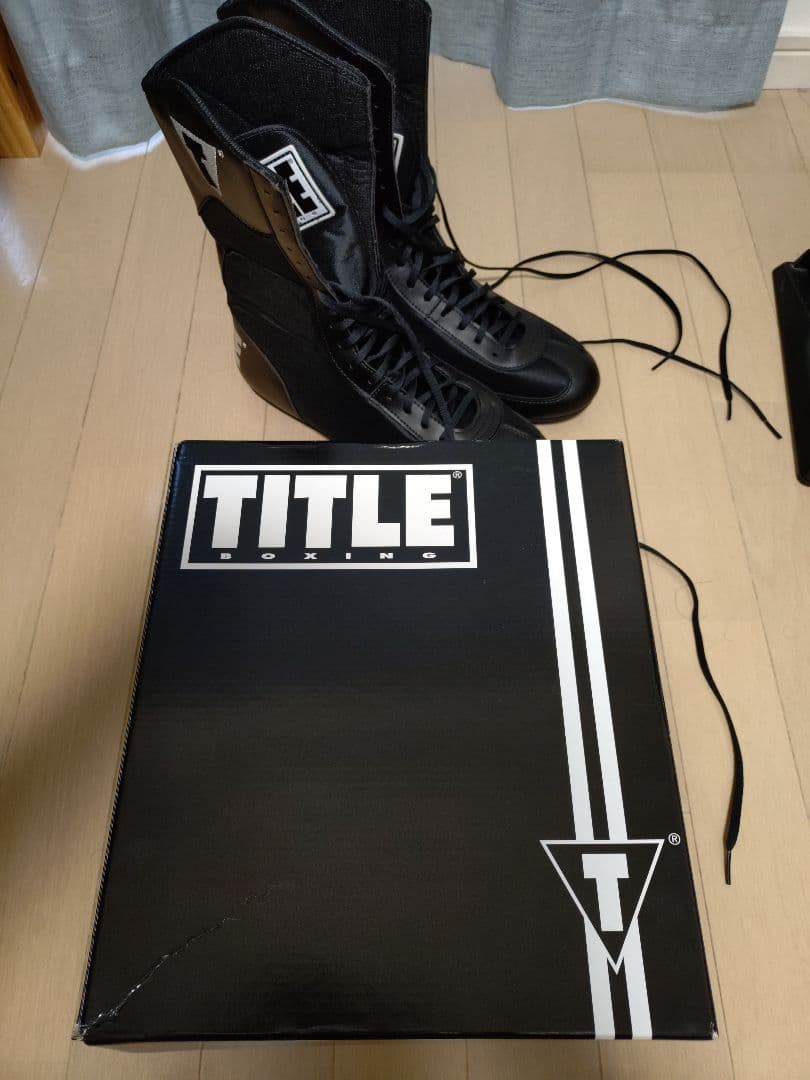 TITLEボクシング　ハイカットシューズ　USサイズ10（箱付き）