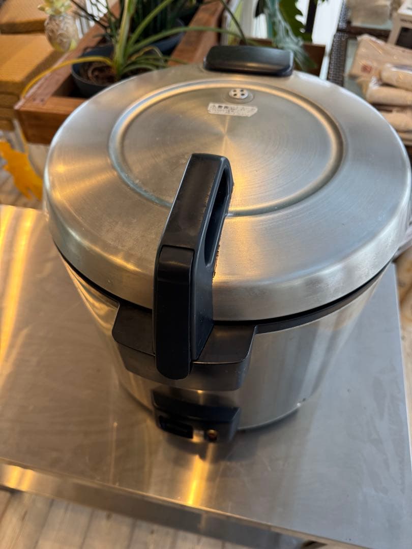 TIGER 炊飯器 プロフェッショナル用 ステンレス