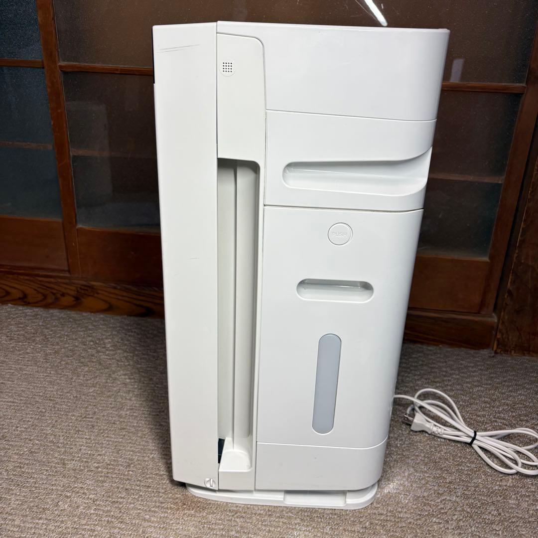 【美品 】DAIKIN 加湿ストリーマ空気清浄機MCK70VE6-w