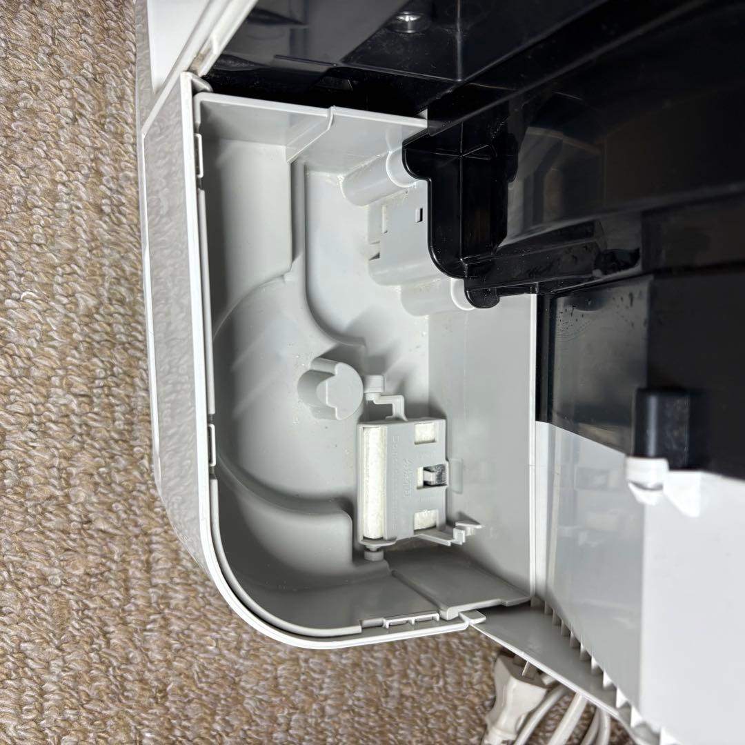 【美品 】DAIKIN 加湿ストリーマ空気清浄機MCK70VE6-w