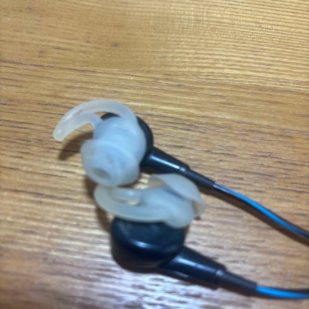 BOSE QC20 ノイズキャンセリング