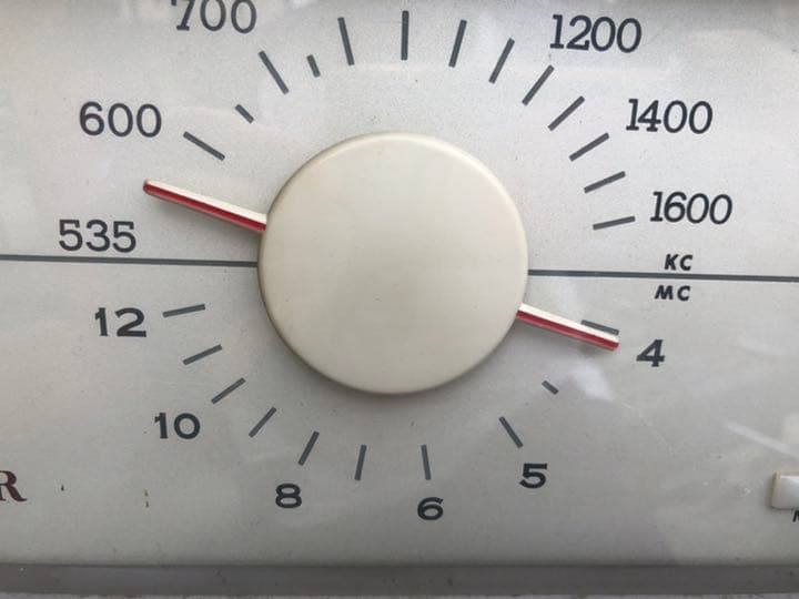 Victor真空管アンプの抜け殻　シャーシ