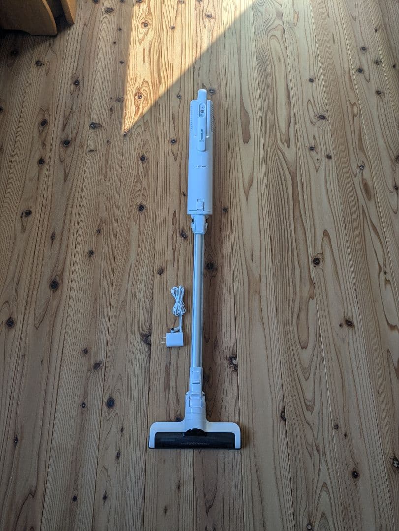 アイリスオーヤマ　スティッククリーナー　SBD-74 ホワイト　掃除機　軽量