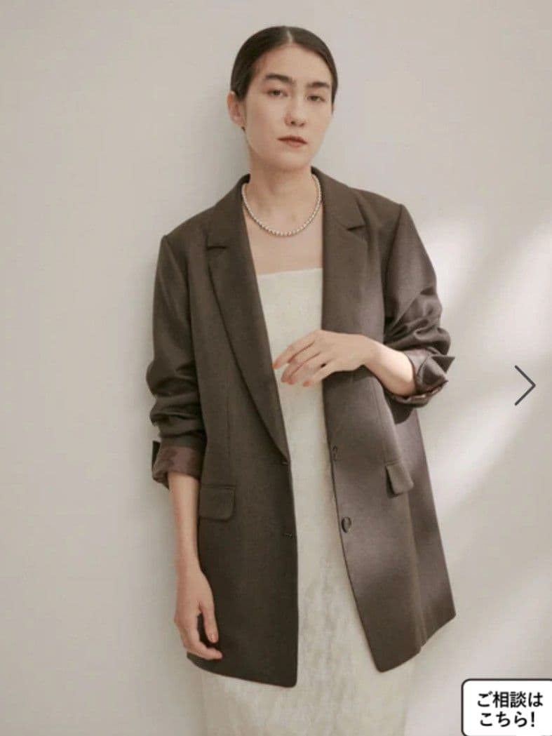 【新品タグ付】テーラードジャケット（ダークブラウン）