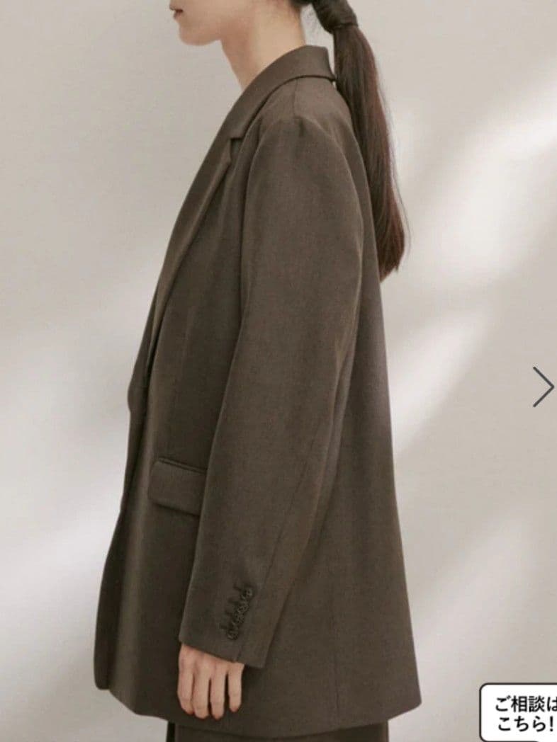 【新品タグ付】テーラードジャケット（ダークブラウン）