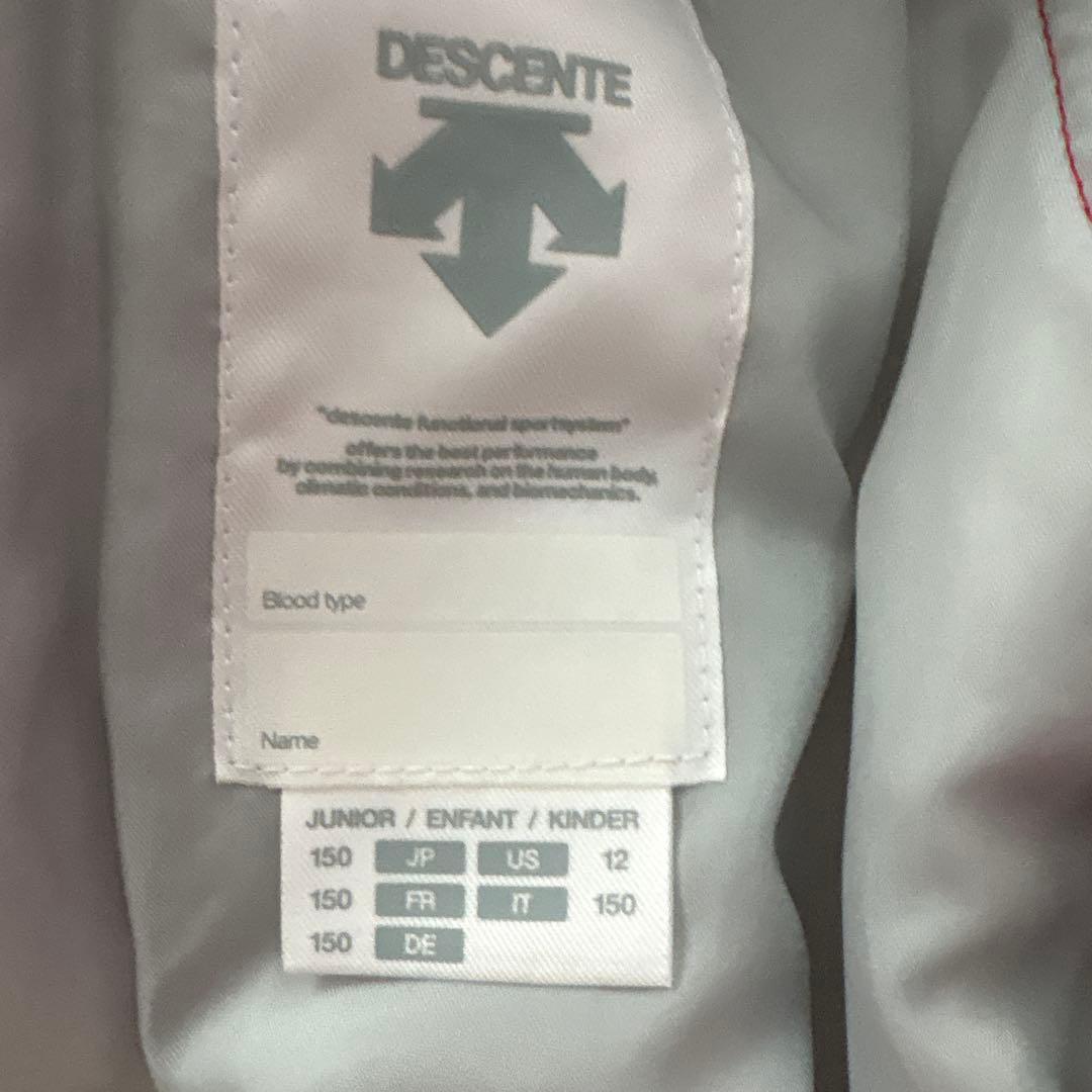 子ども用スキーウェアセット（黒・赤）