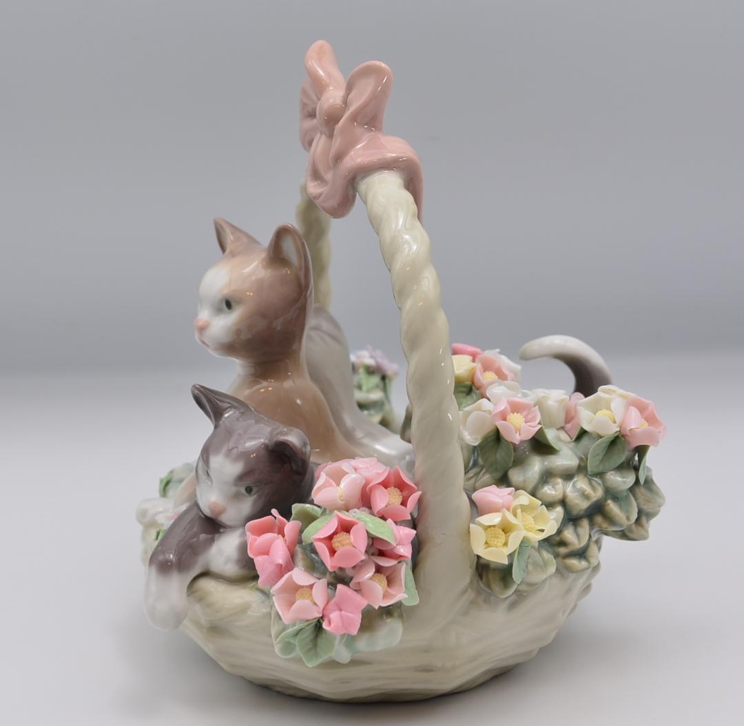 かごの中の3匹の仔猫　＃1444　★リヤドロ　スペイン　光沢仕上げ　ヴィンテージ