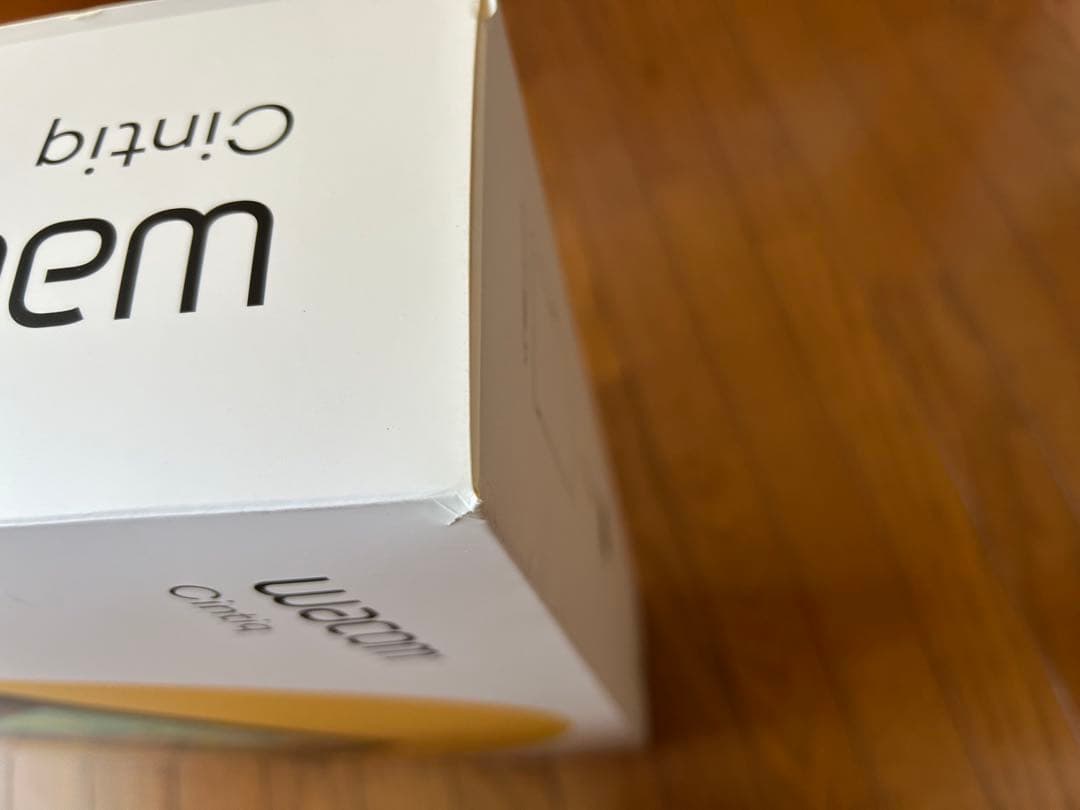 Wacom Cintiq 16 DTK1660(スタンド・proペン付き)