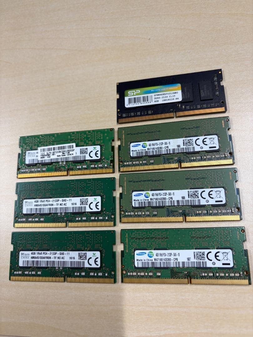 【中古動作品】ノートPC用メモリ PC4 DDR4 4GB * 7枚