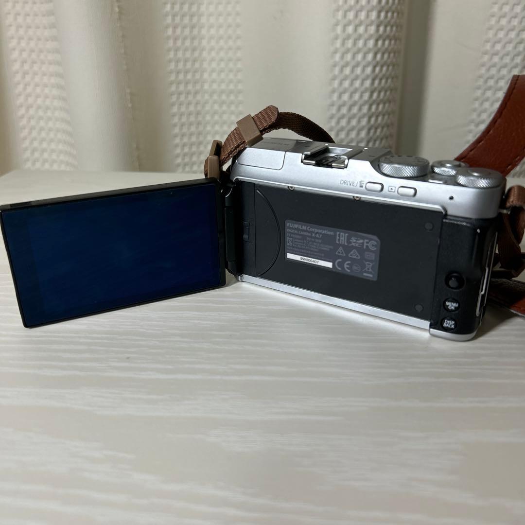 富士フイルム(FUJIFILM) ミラーレス一眼カメラ X-A7レンズキット