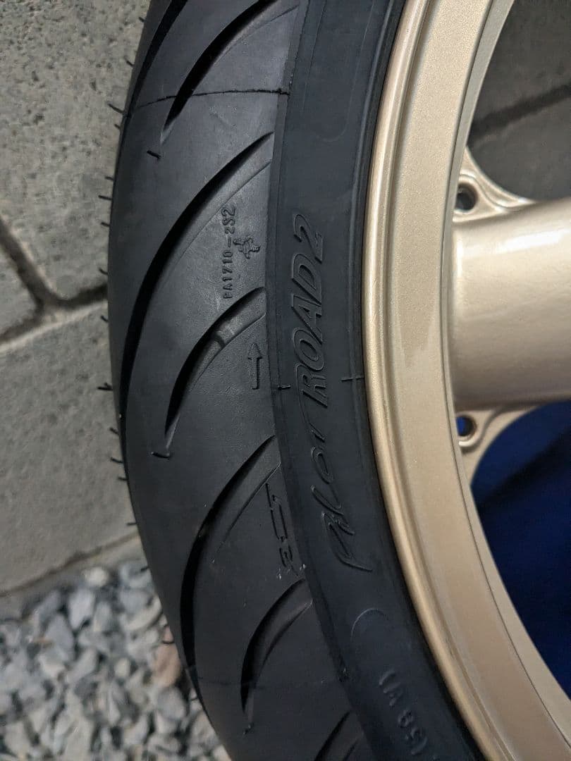 ぐ*し様 ZRX1100 1200 ホイール　塗装後未使用　タイヤ未使用　ミシュ