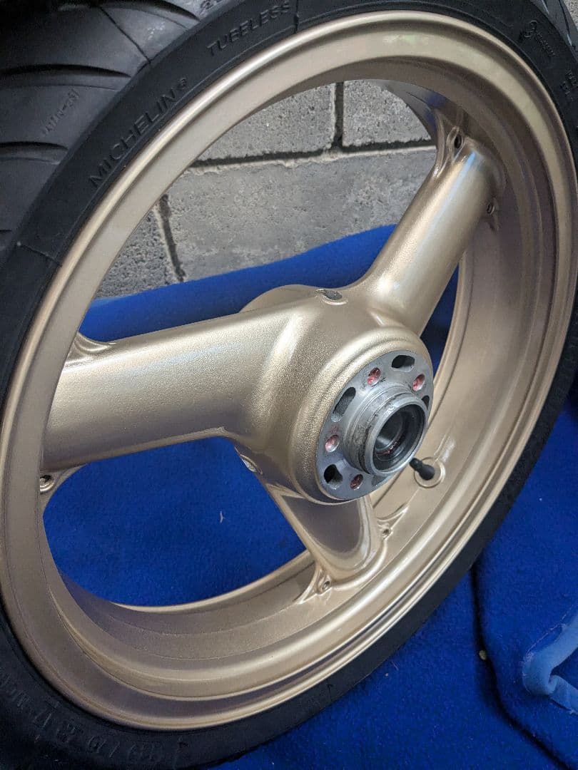 ぐ*し様 ZRX1100 1200 ホイール　塗装後未使用　タイヤ未使用　ミシュ