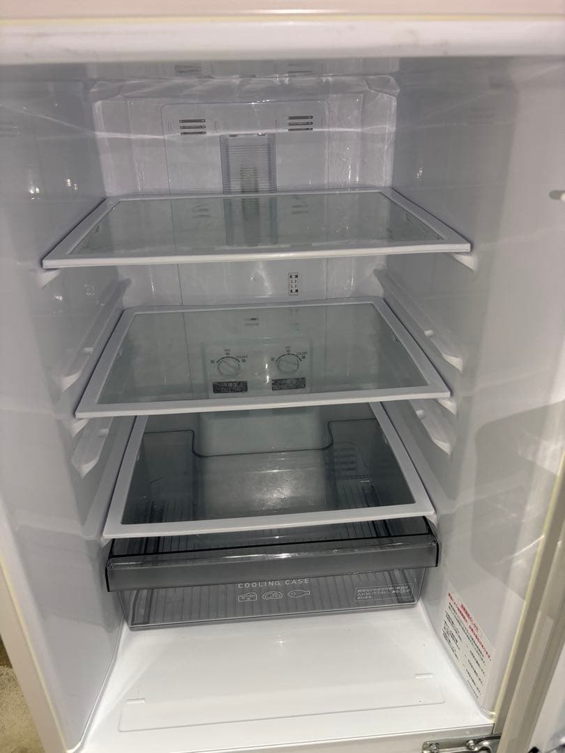 2022年製146L ★三菱　MR-P15G-W冷蔵庫　ホワイトT
