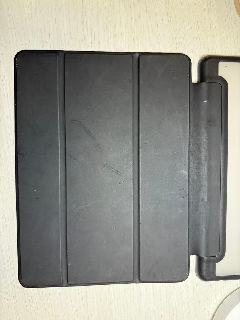 iPad 第9世代 Wi-Fi+Cellularモデル 本体 64GB シルバー