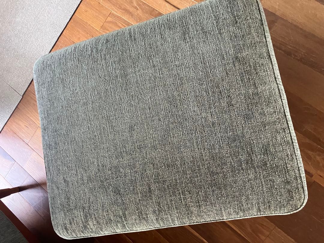 ファブリックオットマン 2012年製