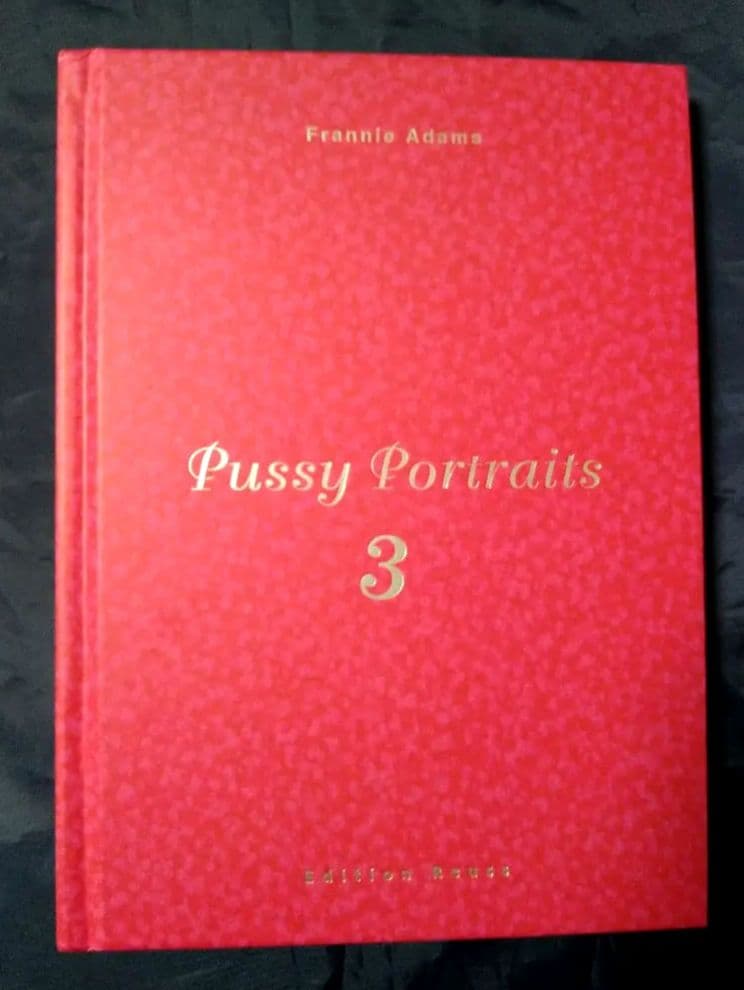 Pussy Portraits 1〜3 揃い 女性の顔とその女性のアップ写真集