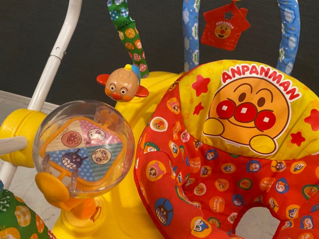 ⭐︎値下げ中につき早い者勝ち⭐︎元気いっぱい！アンパンマンベビージャンパー