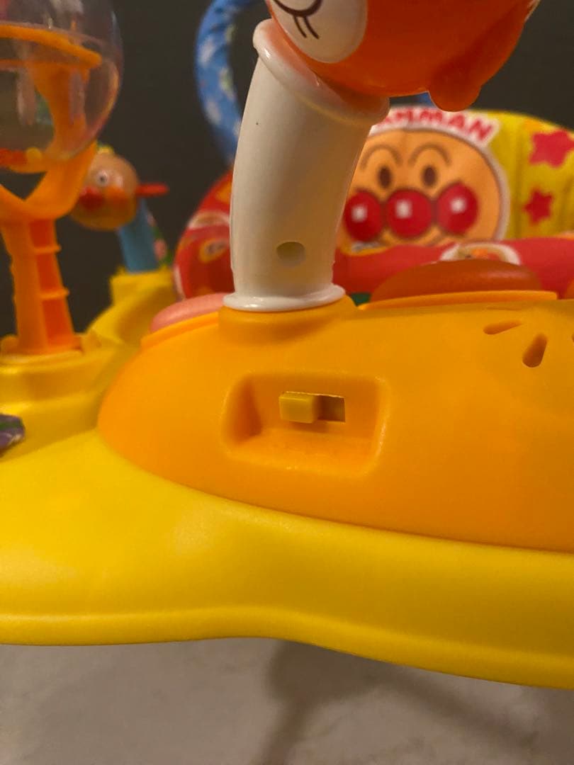 ⭐︎値下げ中につき早い者勝ち⭐︎元気いっぱい！アンパンマンベビージャンパー