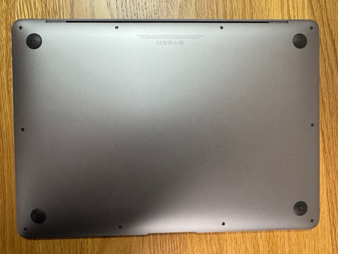 Apple MacBook Air 2019 13インチ スペースグレー