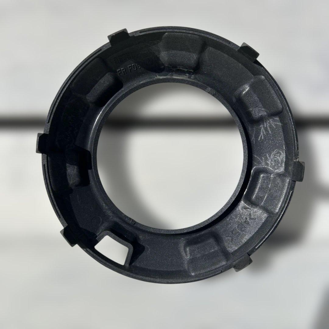 デリカD5MC前　フォグランプベゼル(フォグランプカバー)チッピング塗装